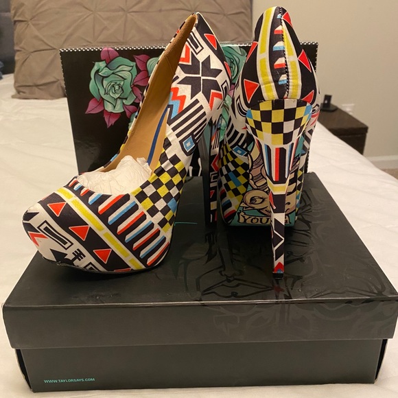 Taylor Says Roddie - Picture 4 of 4